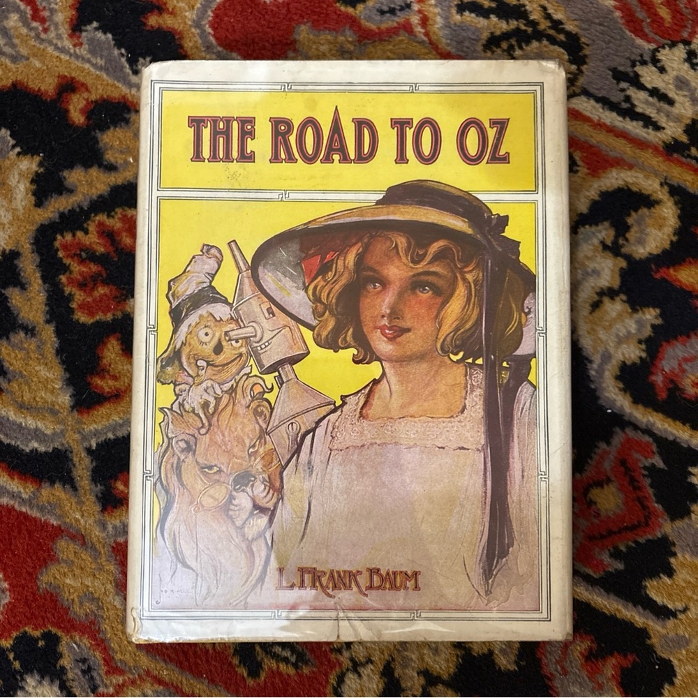 The Road to Oz  - L Frank Baum HC 1909 Very Clean with Dust Jacket